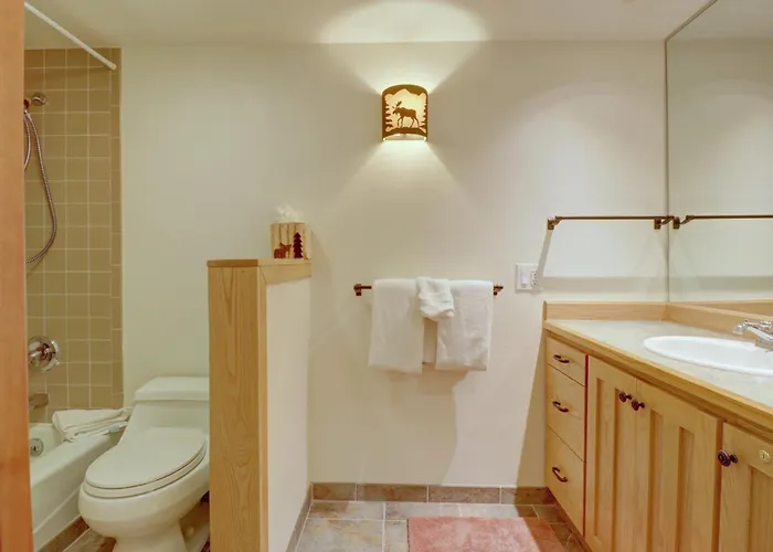 Vs453 Village Square Dog-friendly With Balcony Apartment *